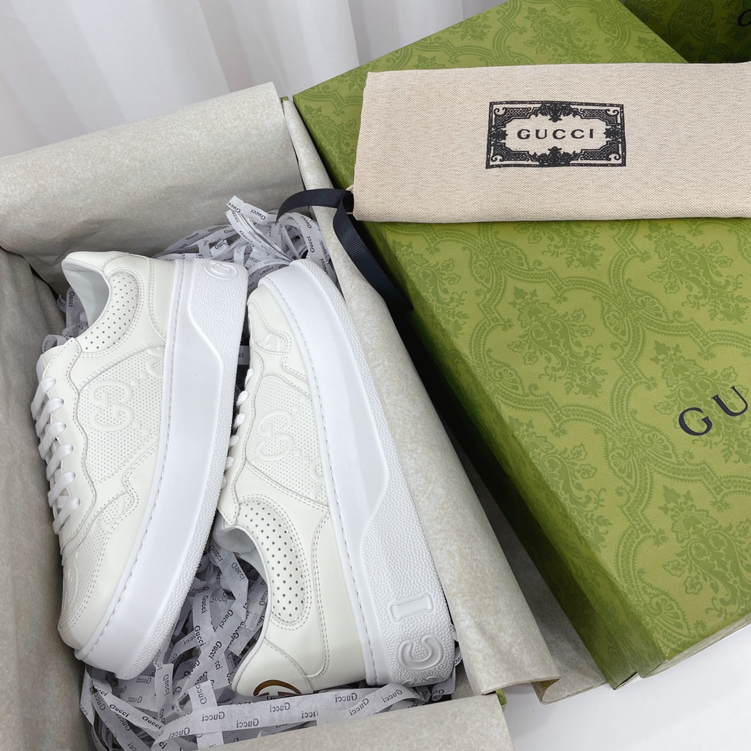 Gucci GG Chunky B SeriesMen's &Women's Sneakers - DesignerGu