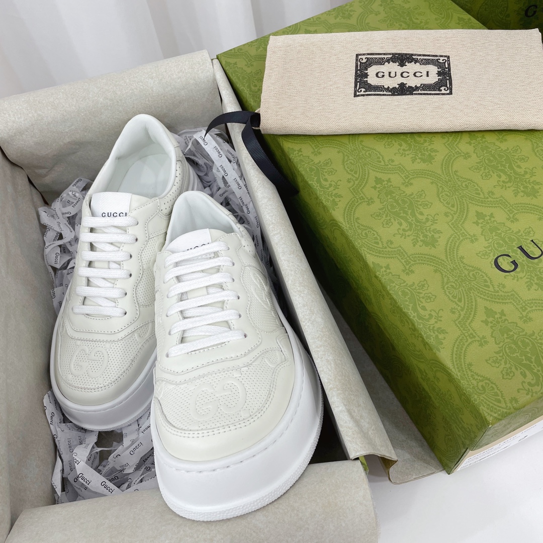 Gucci GG Chunky B SeriesMen's &Women's Sneakers - DesignerGu