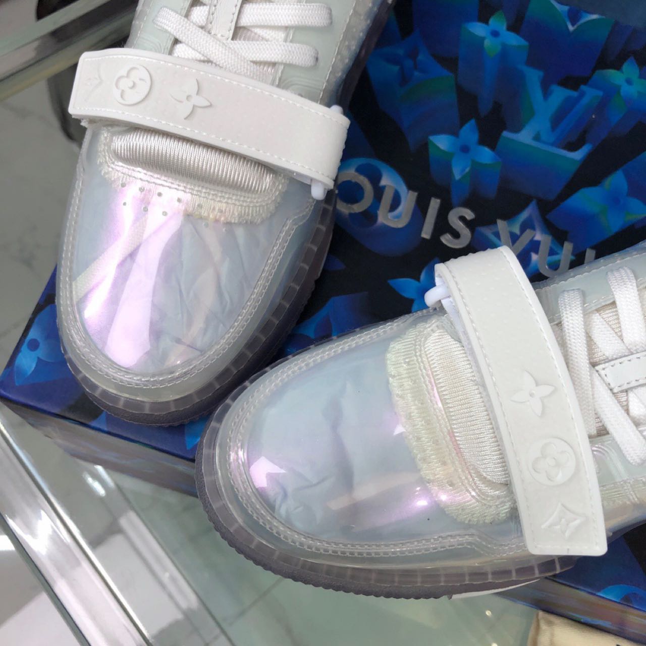 Louis Vuitton LV  Trainers - DesignerGu