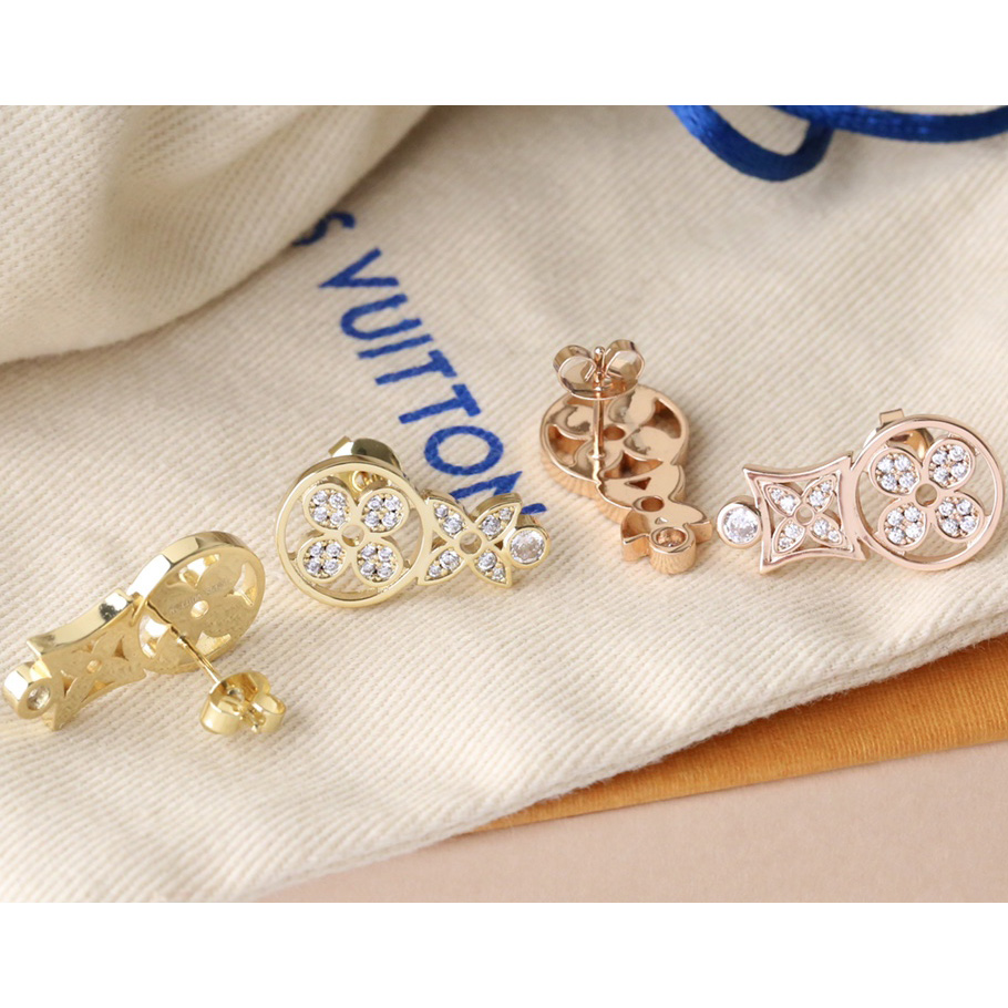 Louis Vuitton Idylle Blossom Studs - DesignerGu