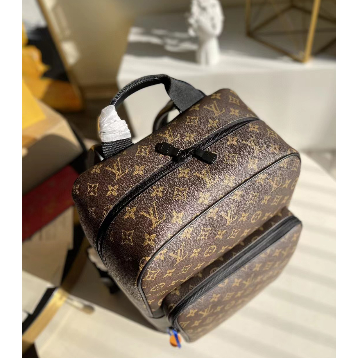 Louis Vuitton Dean Backpack(31-41.5-15cm)   M45335 - DesignerGu