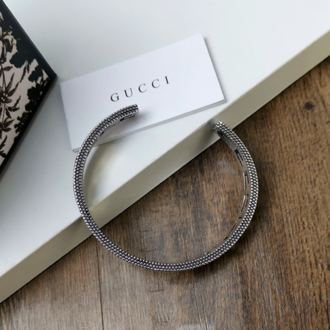 Gucci Silver Bracelet With Square G - DesignerGu