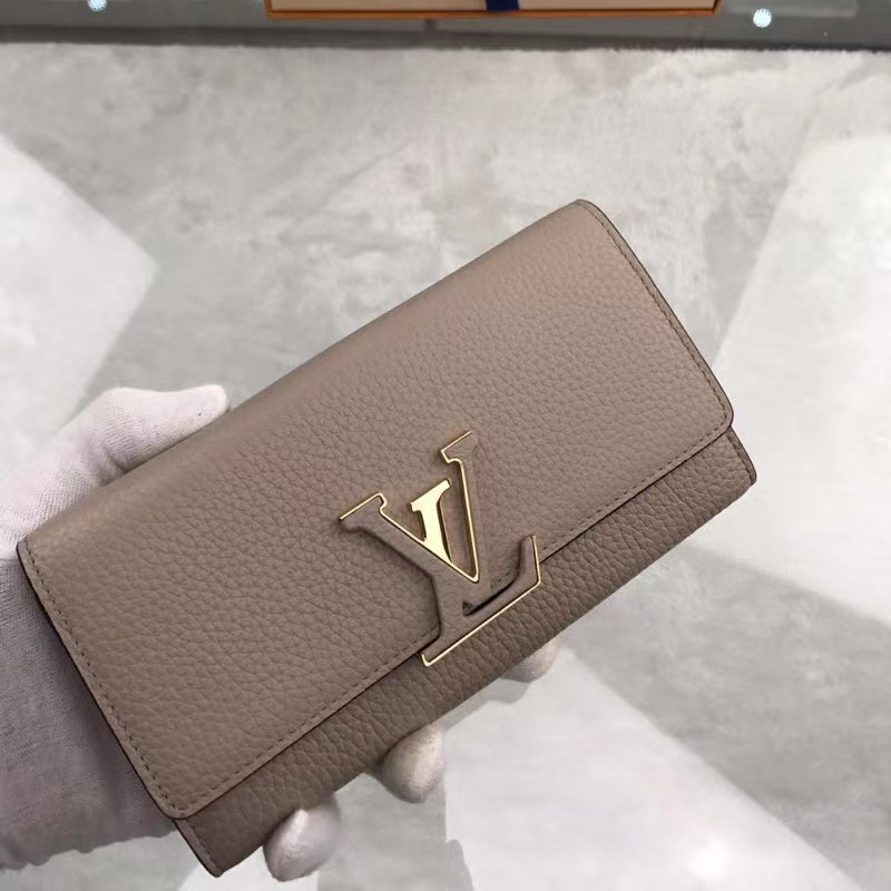 Louis Vuitton Capucines Wallet(19-10-2cm )  M61249 - DesignerGu