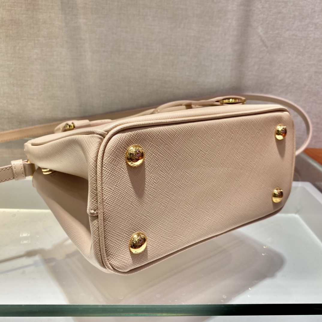 Prada Galleria Saffiano Leather Micro-Bag(20-14.5-9.5cm)   1BA906 - DesignerGu