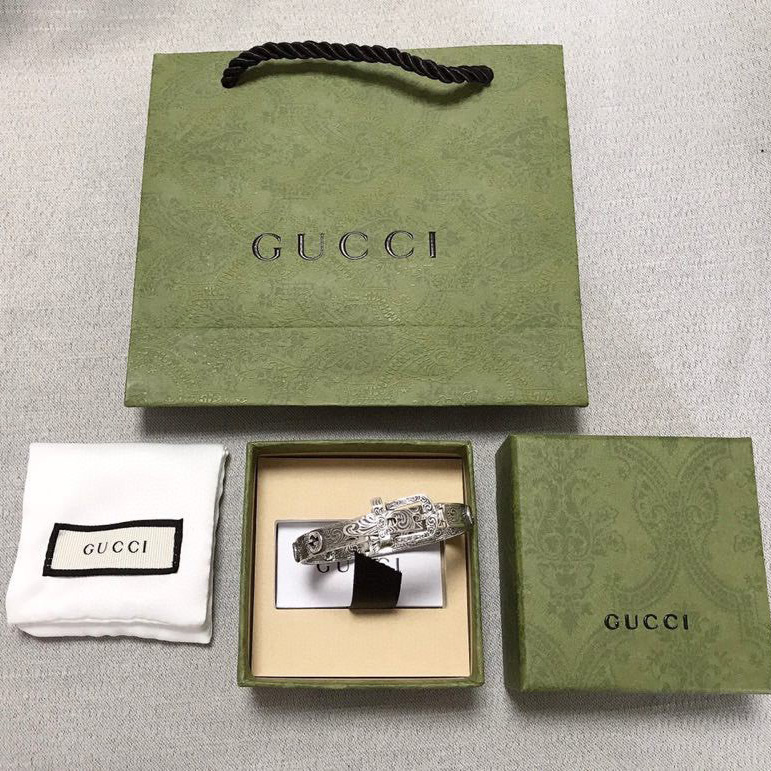 Gucci Silver Bracelet With Interlocking G - DesignerGu