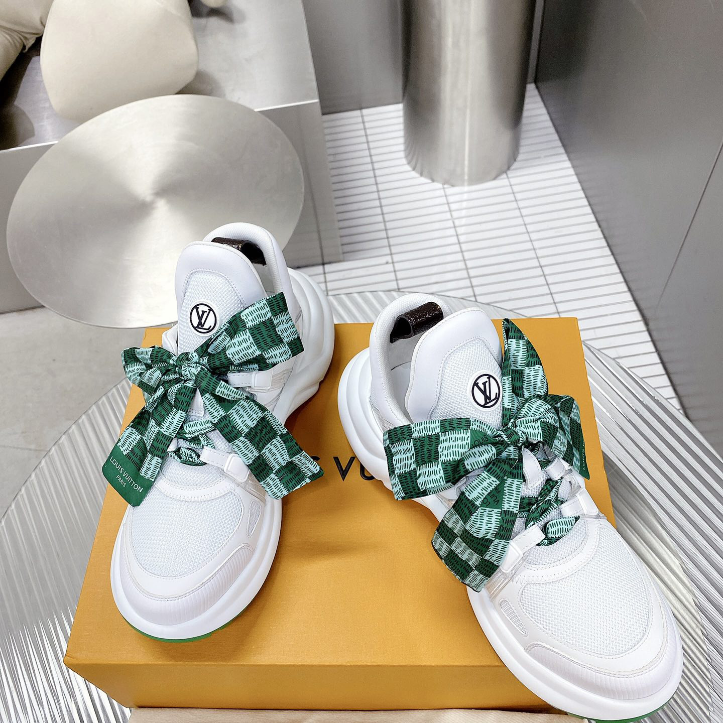 Louis Vuitton LV Archlight Sneaker - DesignerGu