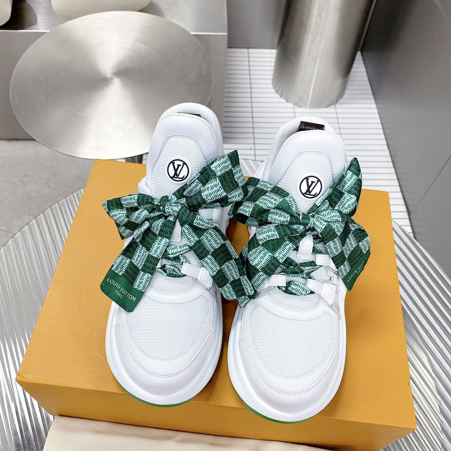 Louis Vuitton LV Archlight Sneaker - DesignerGu