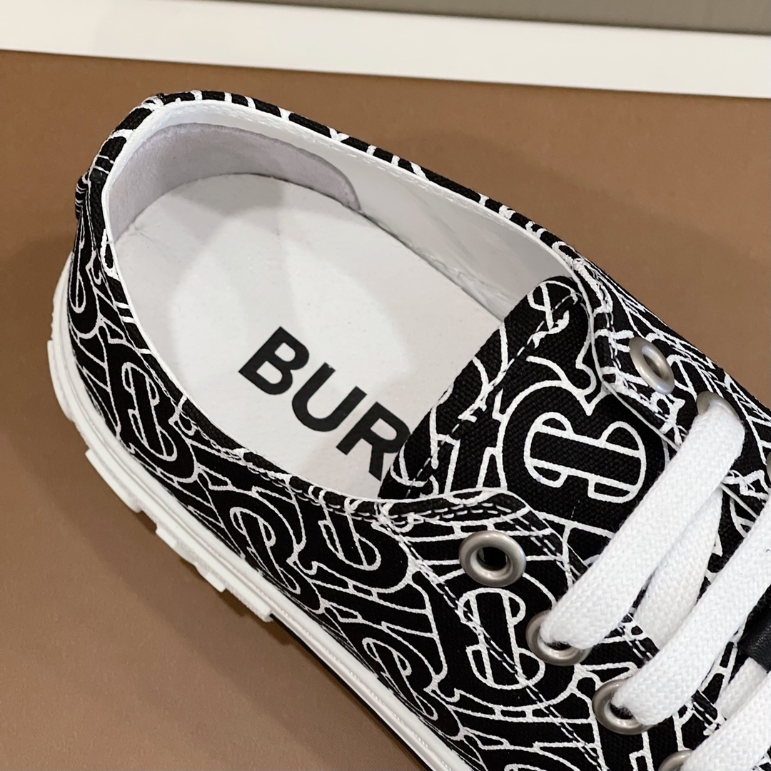 Burberry Monogram Print Cotton Sneakers - DesignerGu