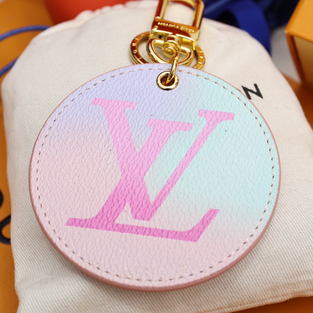 Louis Vuitton Illustre Bag Charm And Key Holder   M00666 - DesignerGu