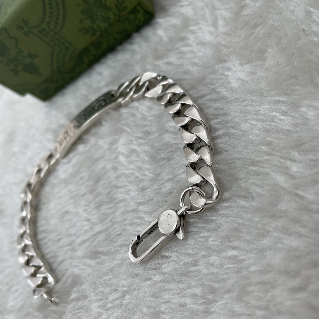 Gucci Ghost Chain Bracelet In Silver - DesignerGu