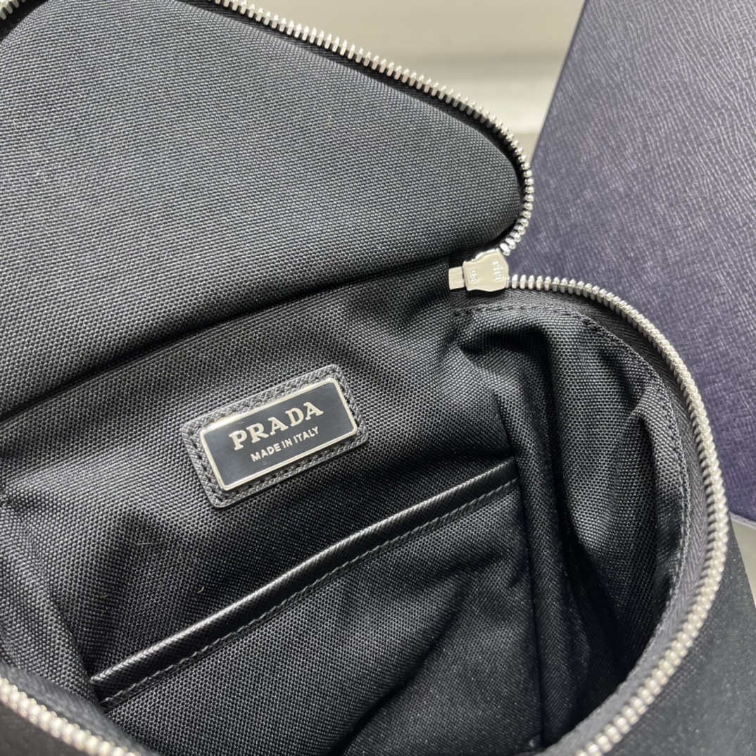 Prada Re-Nylon And Leather Shoulder Bag - DesignerGu