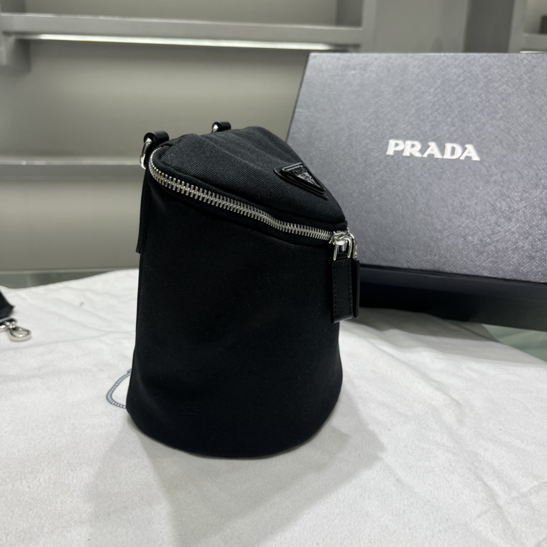 Prada Re-Nylon And Leather Shoulder Bag - DesignerGu