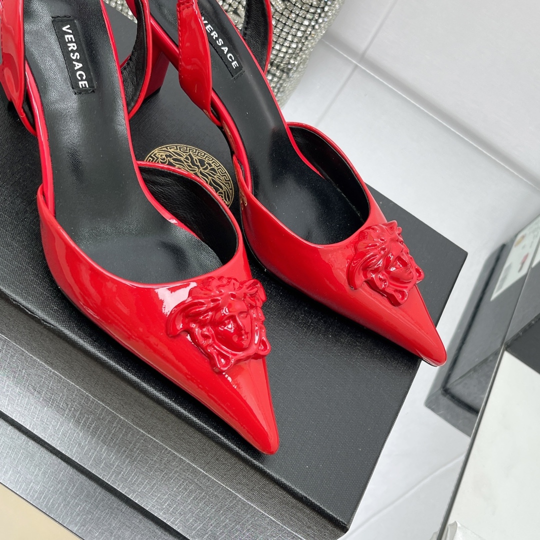 Versace La Medusa Sling-Back Pumps - DesignerGu