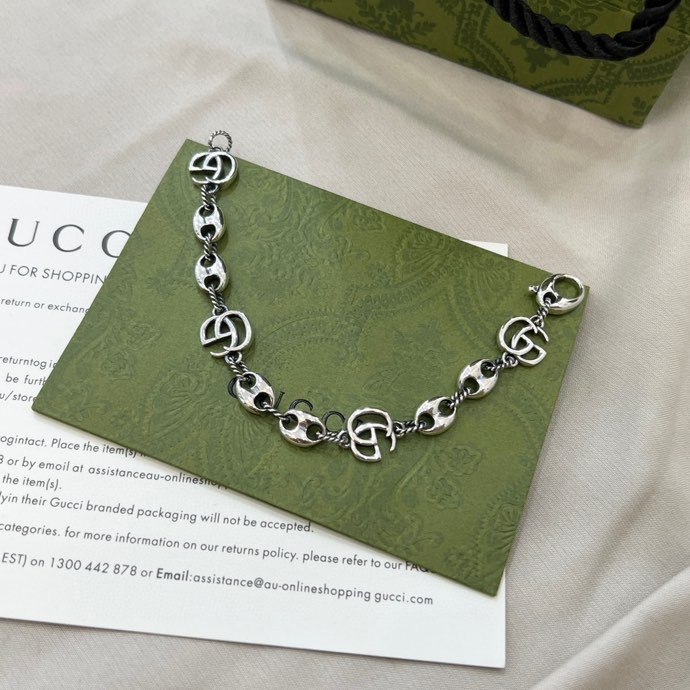 Gucci Double G Bracelet - DesignerGu