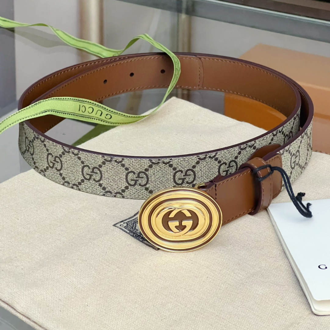 Gucci  Belt With Interlocking G Oval Buckle - DesignerGu