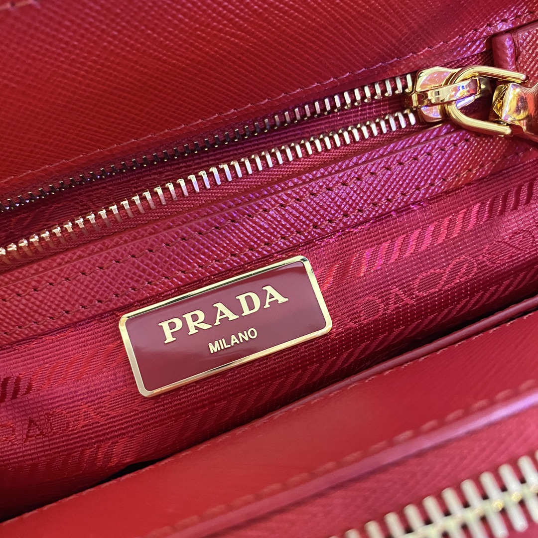 Prada Galleria Saffiano Leather Micro-Bag(20-14.5-9.5cm)   1BA906 - DesignerGu