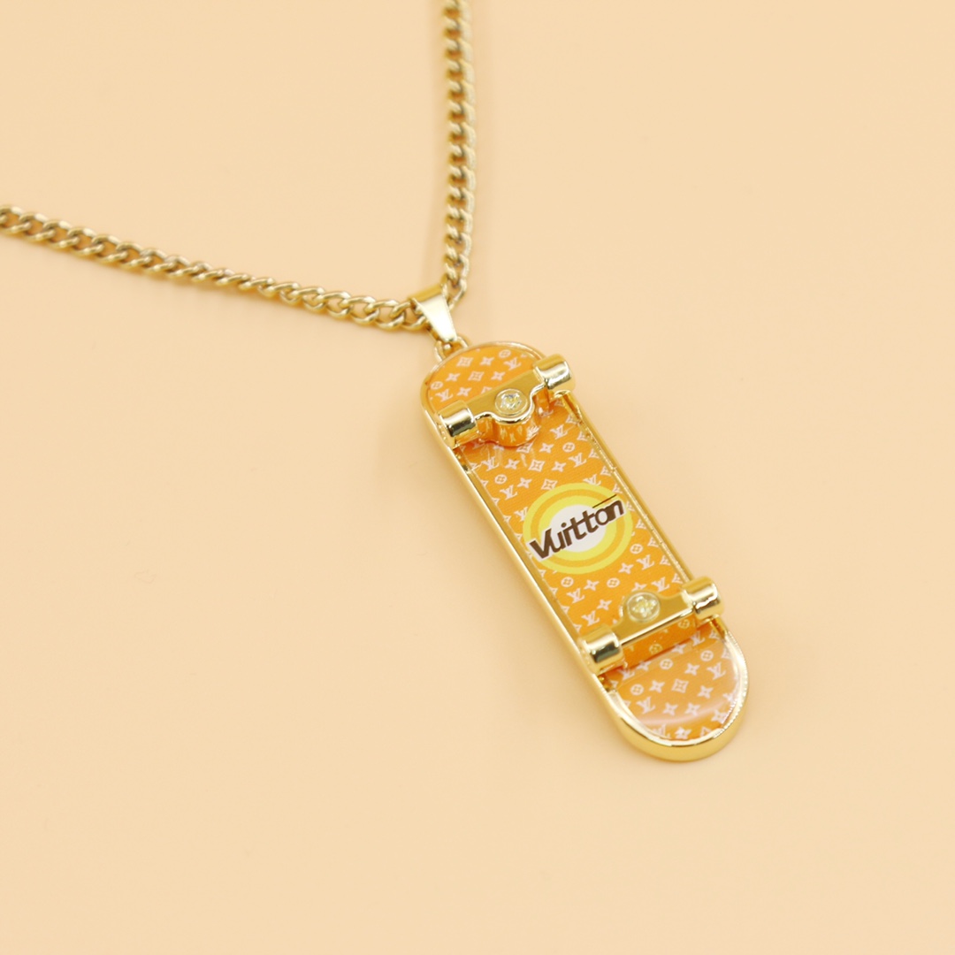 Louis Vuitton LV Skateboard Pendant   MP3276 - DesignerGu