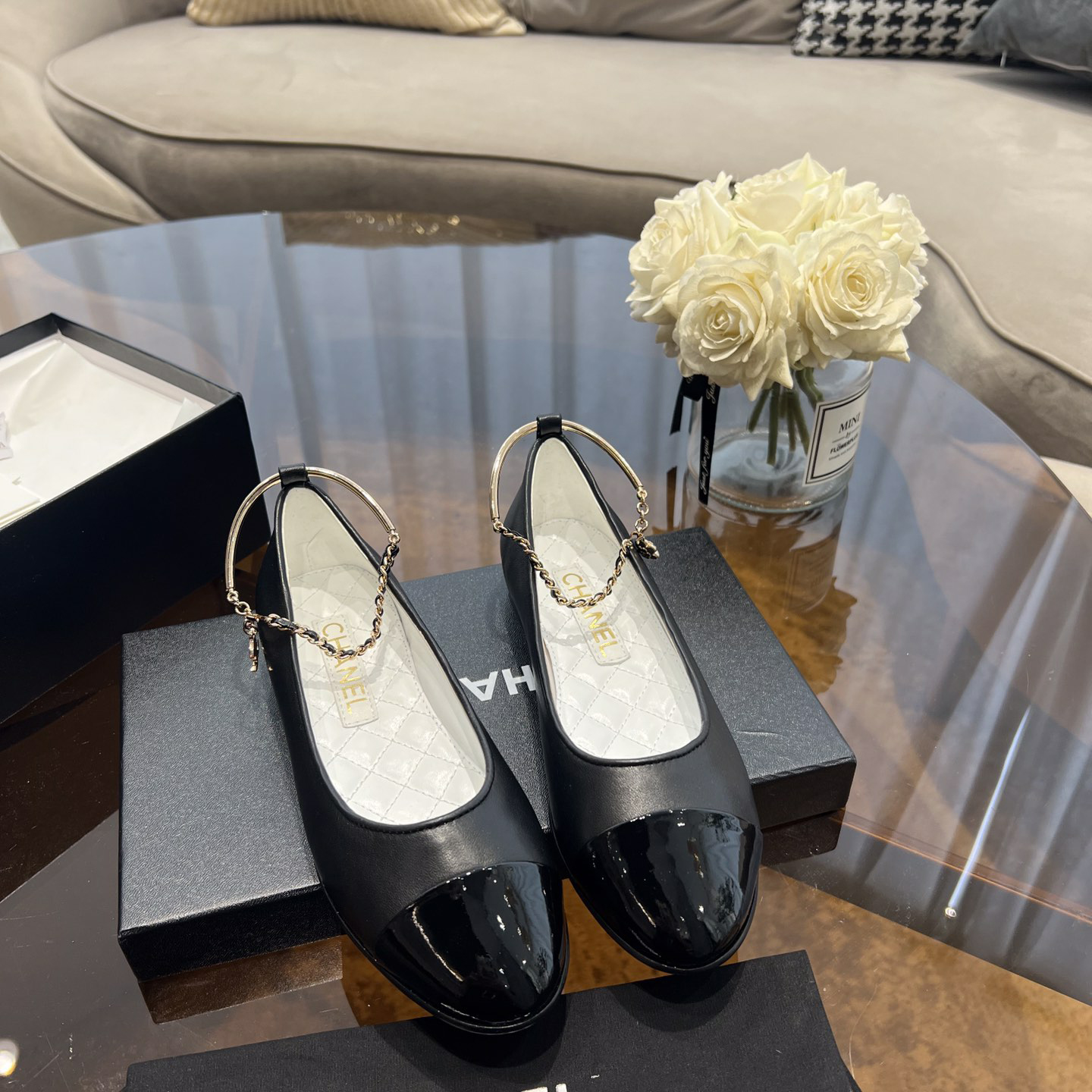 Dior Lambskin & Patent Calfskin Black Ballerinas - DesignerGu