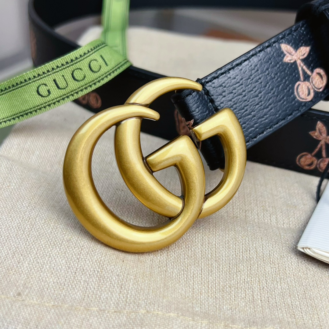 Gucci  GG Marmont Thin Belt - DesignerGu