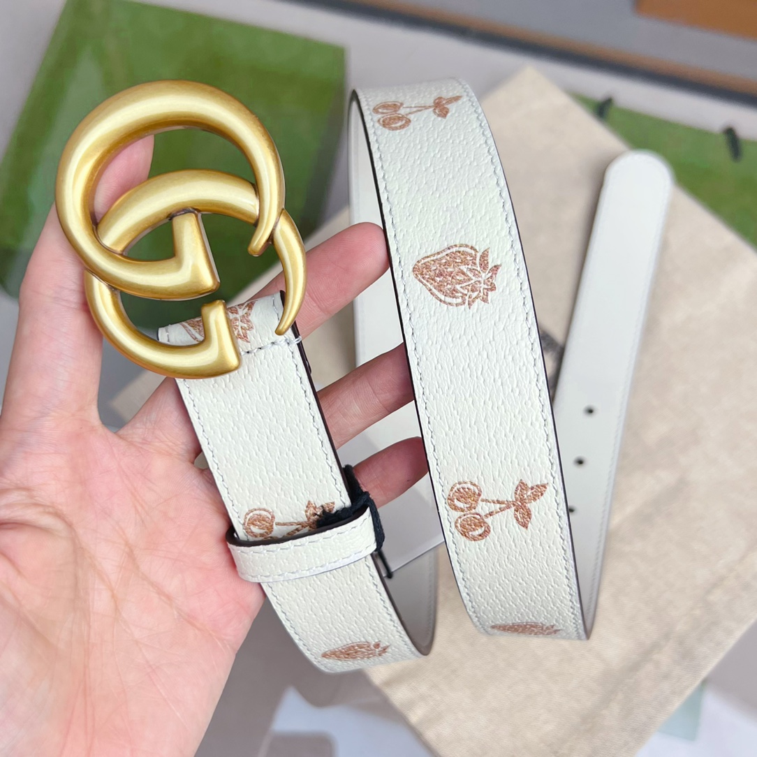 Gucci  GG Marmont Thin Belt - DesignerGu