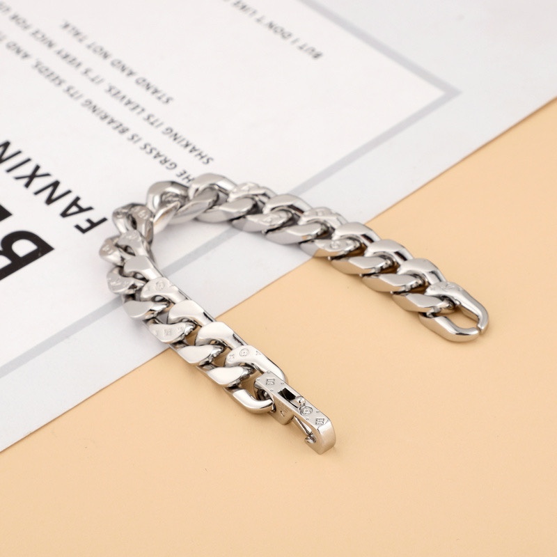 Louis Vuitton LV Chain Links Bracelet  21cm    M69988 - DesignerGu