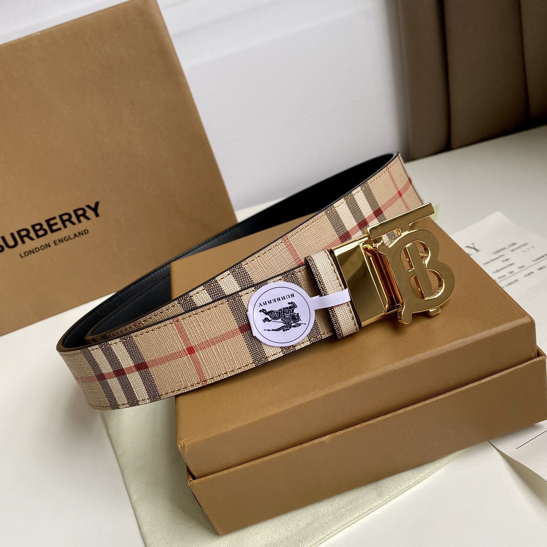 Burberry TB Monogram Vintage Check Bel—35mm - DesignerGu