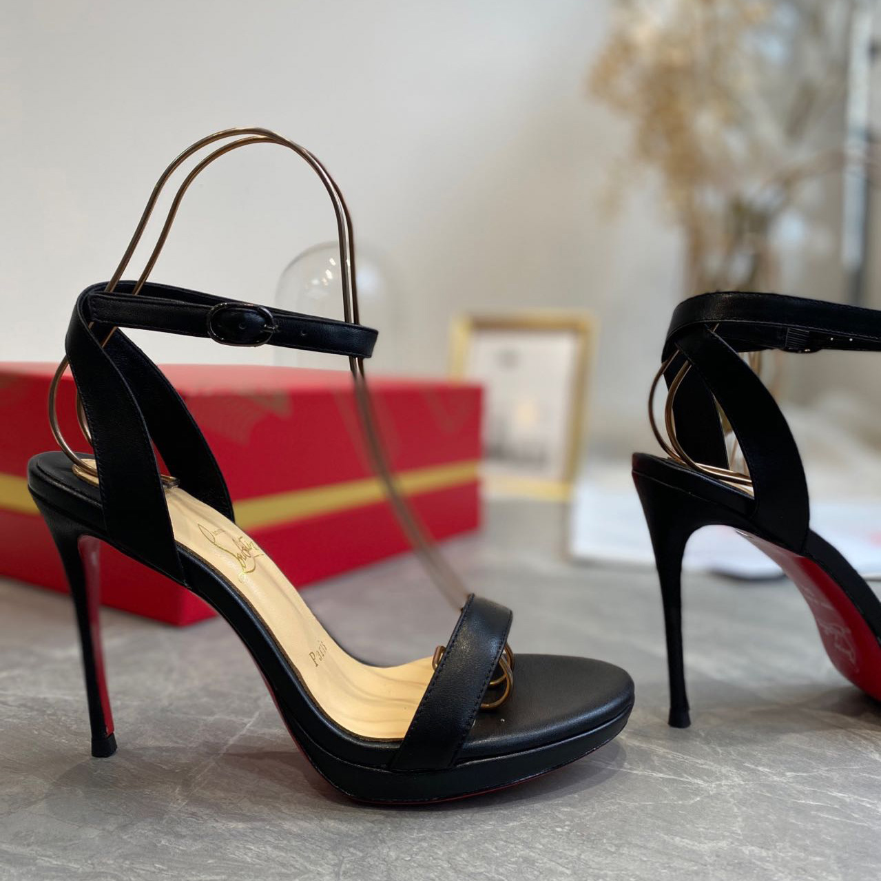 Christian Louboutin Loubigirl 100 mm - DesignerGu