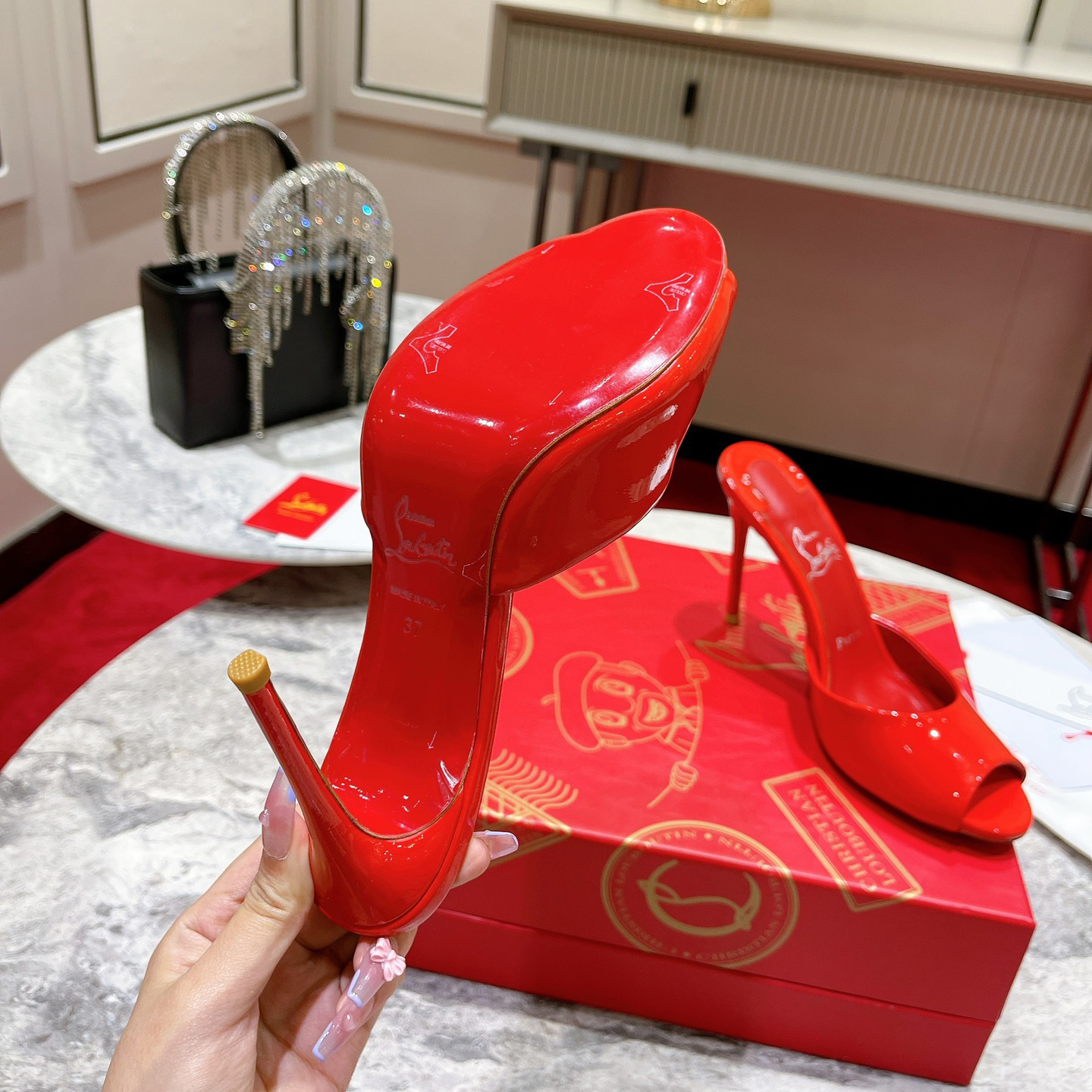 Christian Louboutin Me Dolly 100 mm - DesignerGu