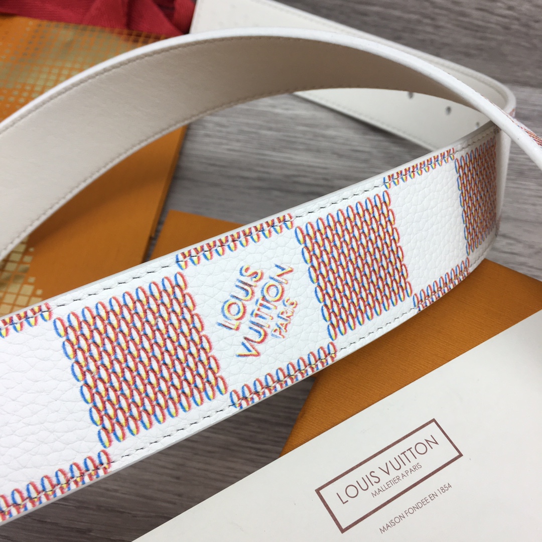 Louis Vuitton LV Optic 40MM Reversible Belt   M0556S - DesignerGu