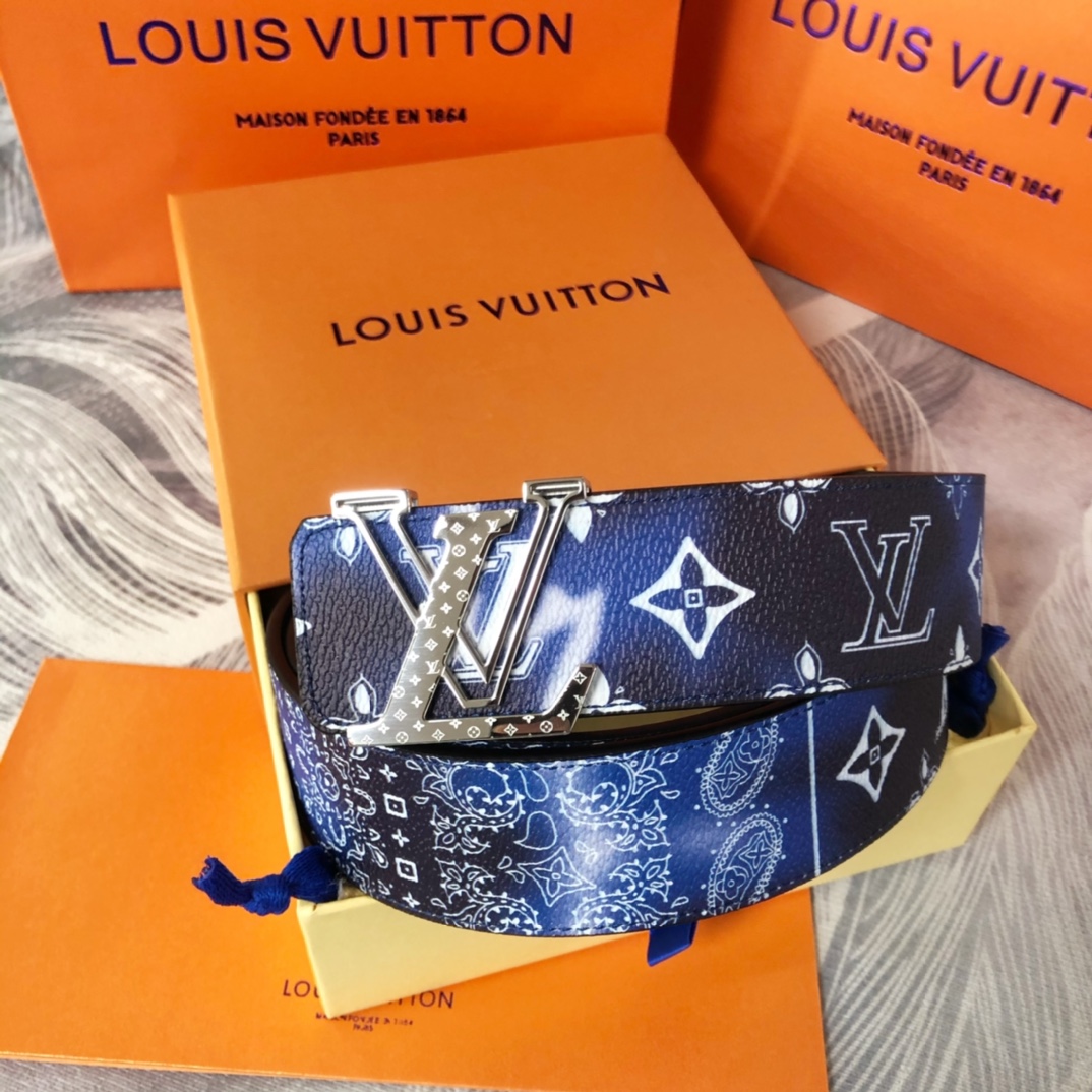 Louis Vuitton LV Initials Mng Bandana 40MM Reversible Belt   M0530T - DesignerGu