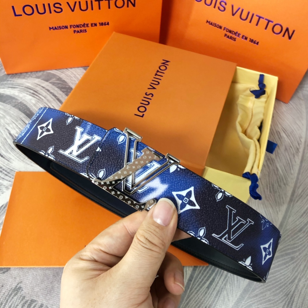 Louis Vuitton LV Initials Mng Bandana 40MM Reversible Belt   M0530T - DesignerGu