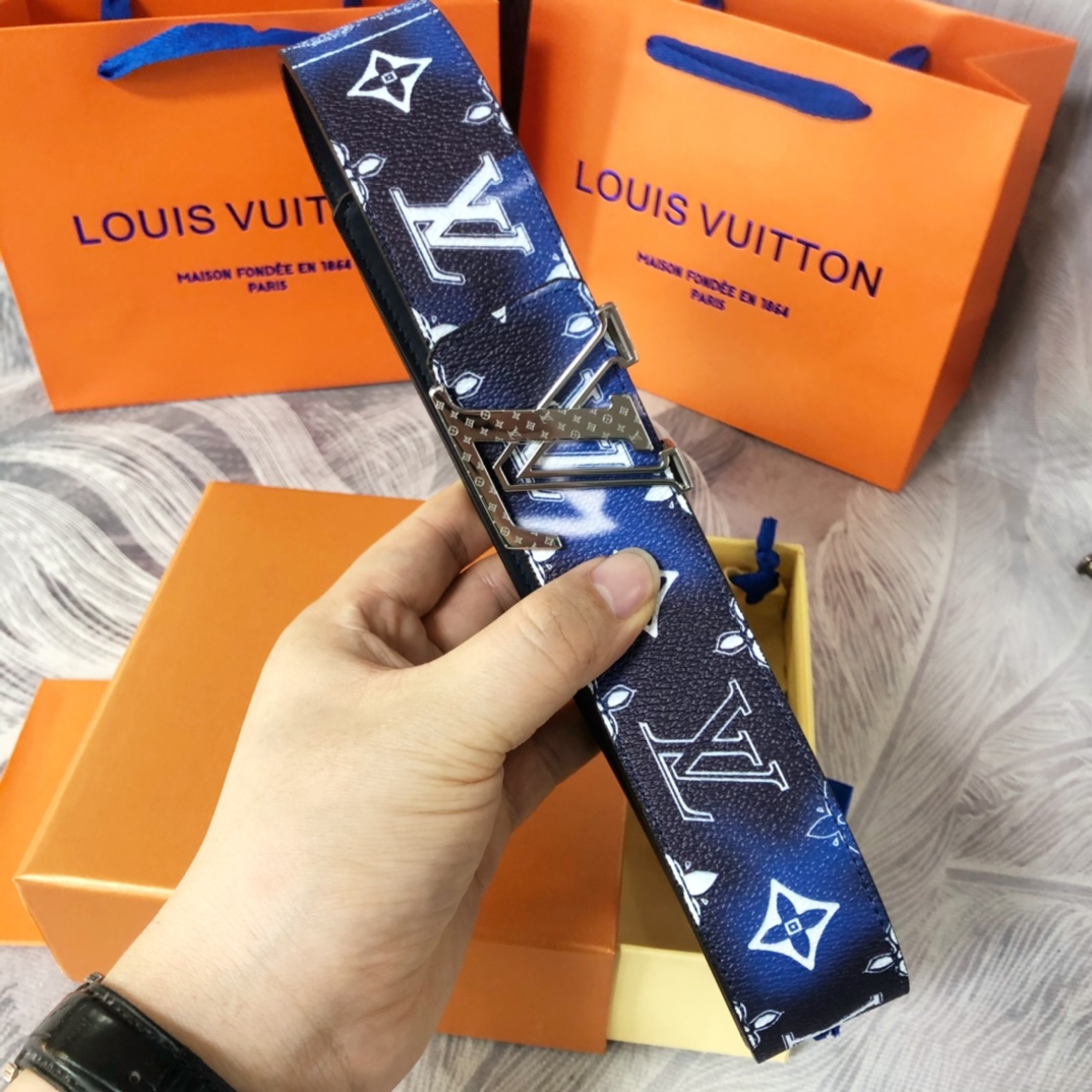 Louis Vuitton LV Initials Mng Bandana 40MM Reversible Belt   M0530T - DesignerGu