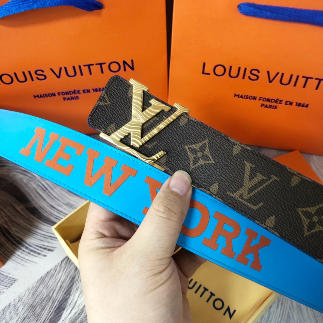 Louis Vuitton LV Pyramide Cities Exclusive 40MM Reversible Belt—New York - DesignerGu