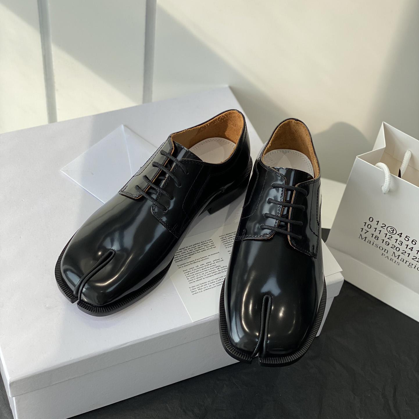 Maison Margiela Tabi Leather Brogues - DesignerGu