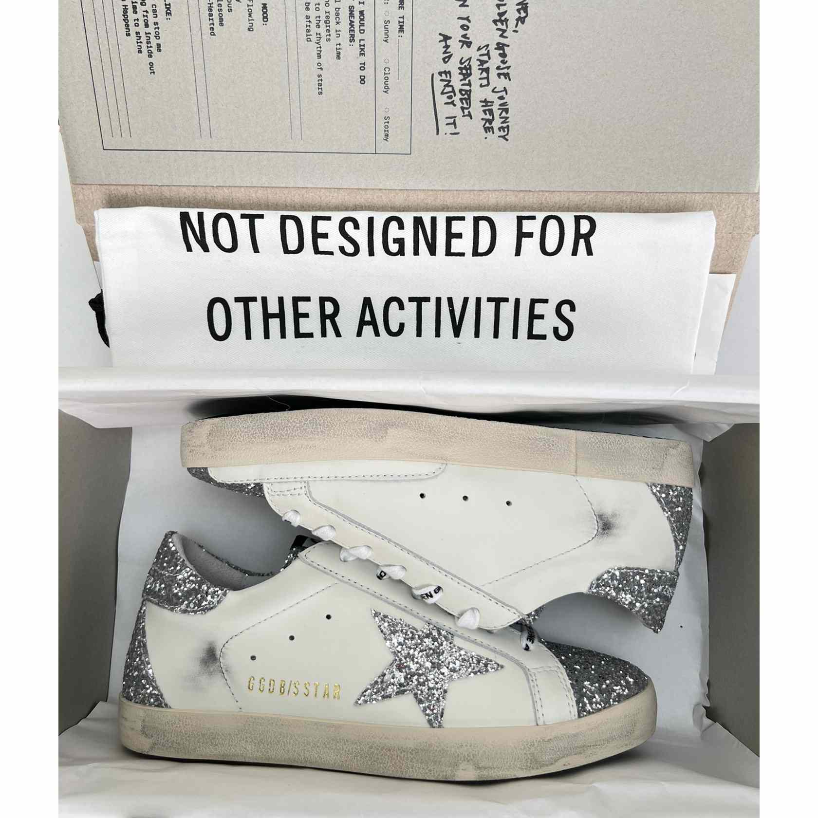 Golden Goose Super-Star Sneakers - DesignerGu