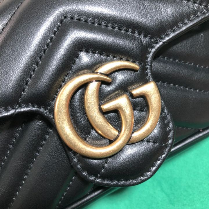 Gucci GG Marmont Matelassé Lather Super Mini Bag(16.5-10.2-5.1cm) - DesignerGu