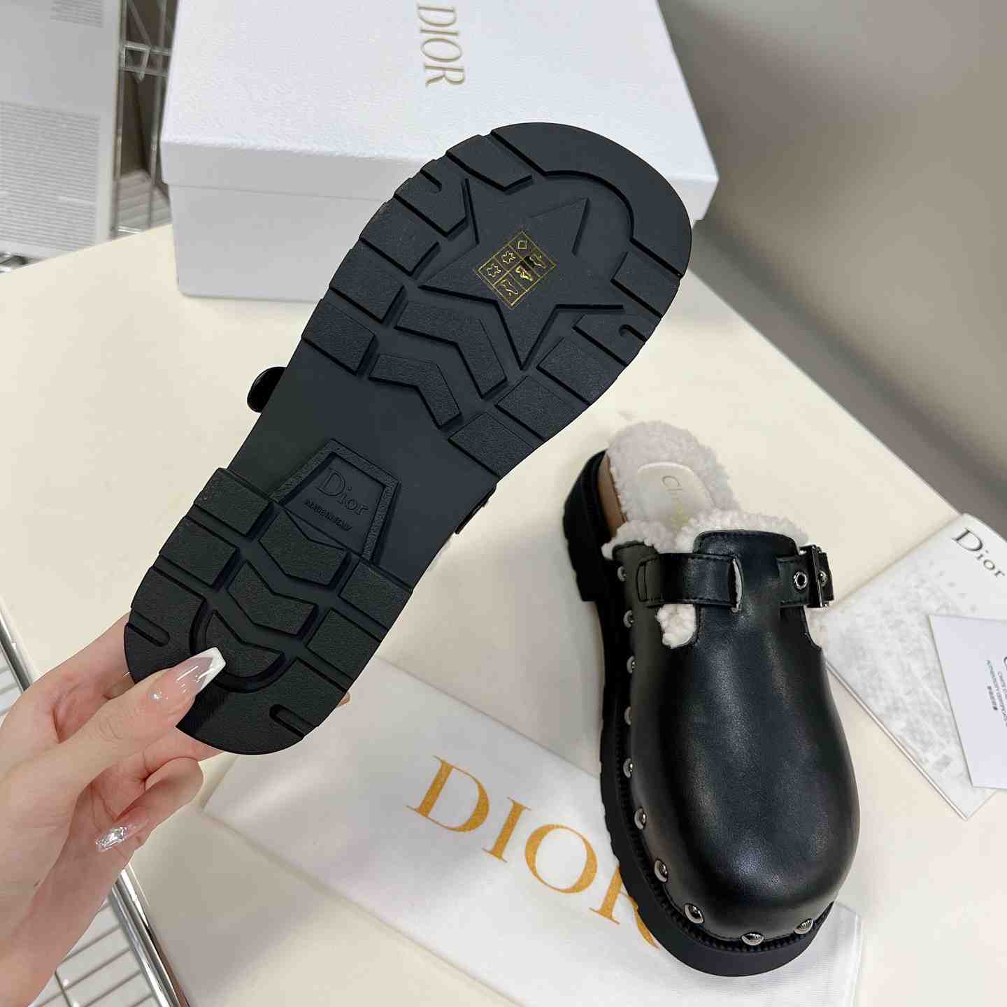 Dior Diorquake Clog - DesignerGu