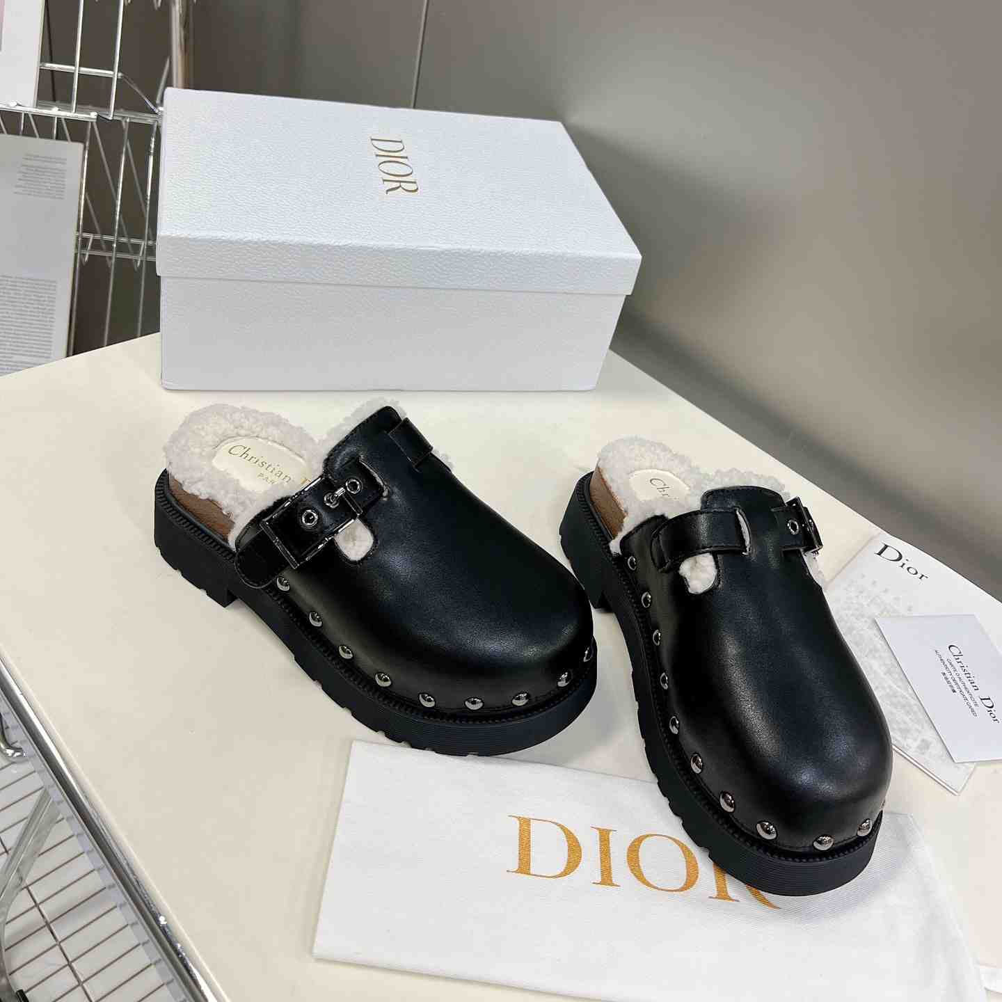 Dior Diorquake Clog - DesignerGu