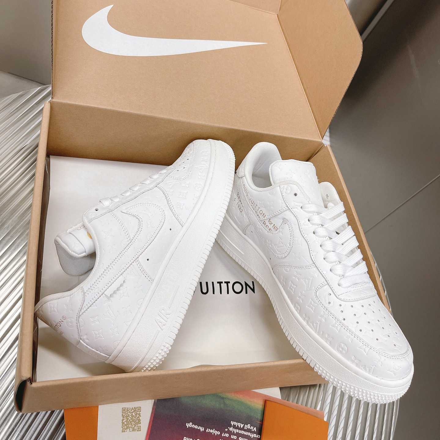 Louis Vuitton x Off-White x Nike Sneaker   （upon uk size） - DesignerGu