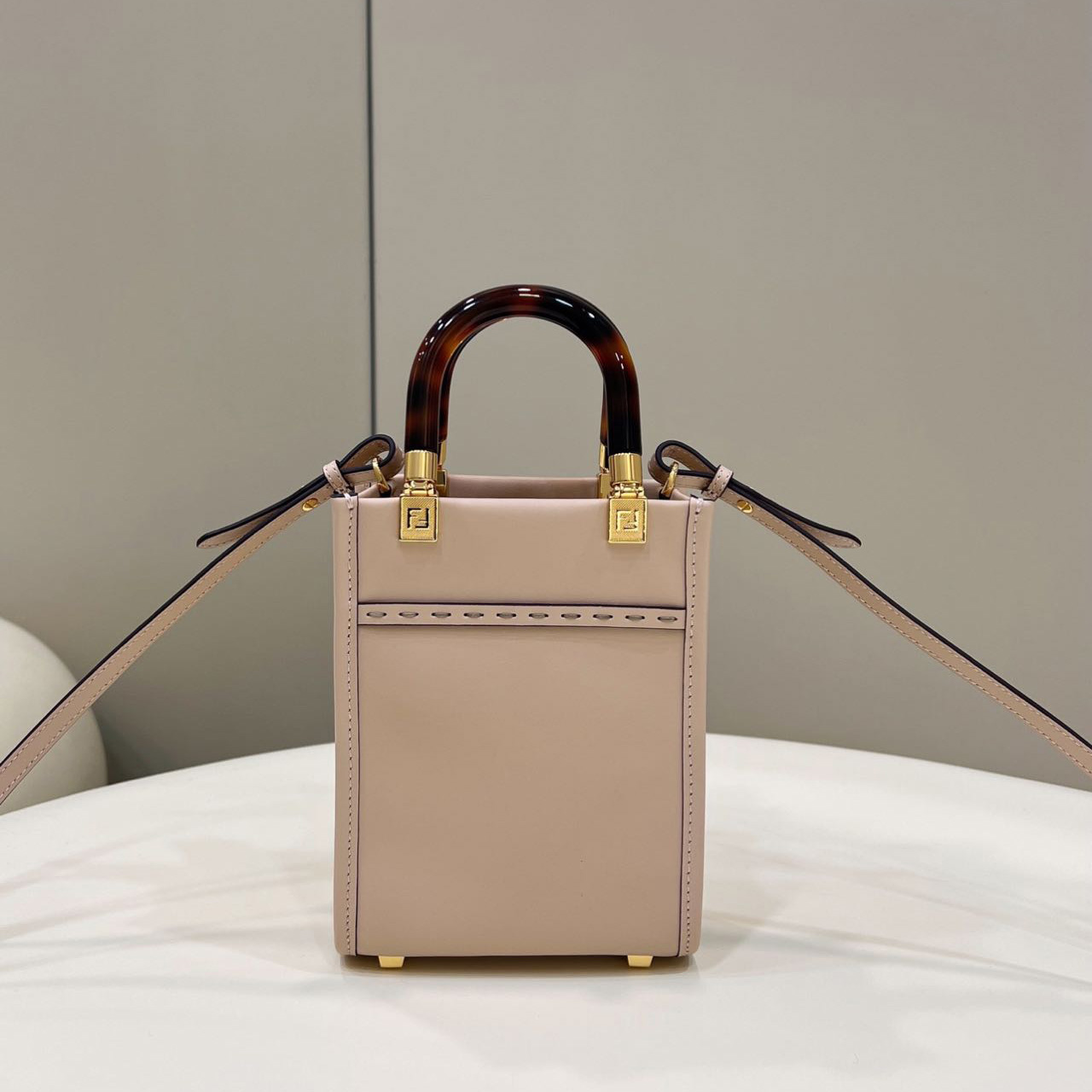 Fendi Mini Sunshine Shopper Bag In Pale Pink Leather(13-18-6.5CM) - DesignerGu