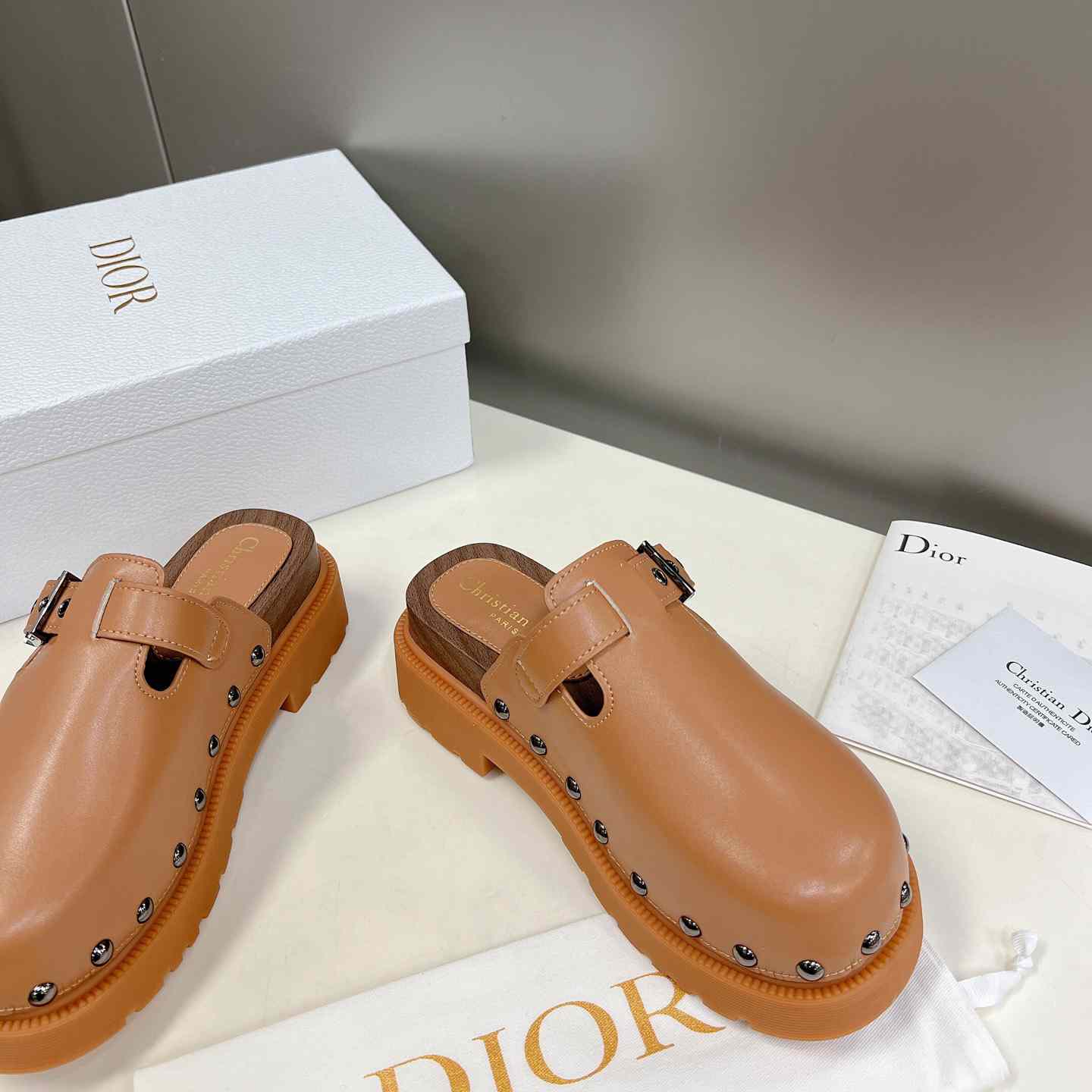 Dior Diorquake Clog - DesignerGu