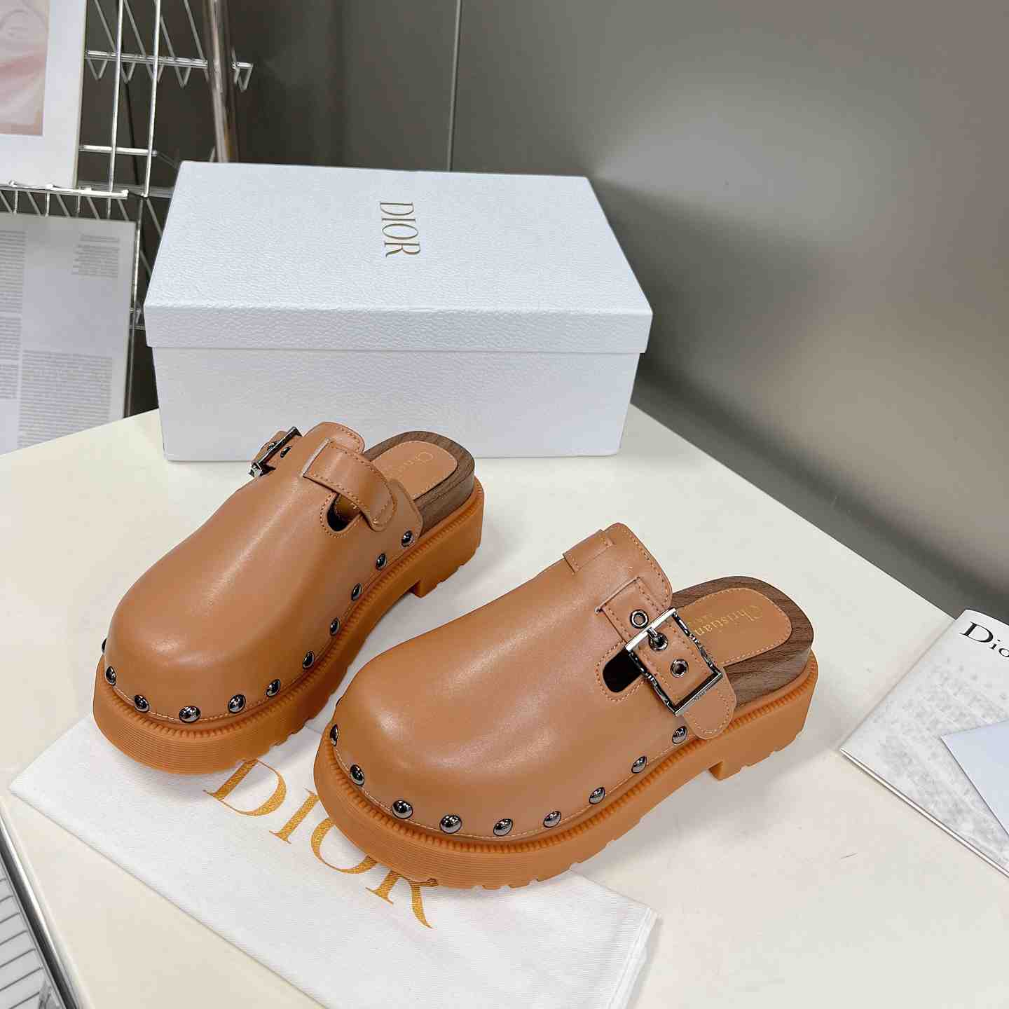 Dior Diorquake Clog - DesignerGu