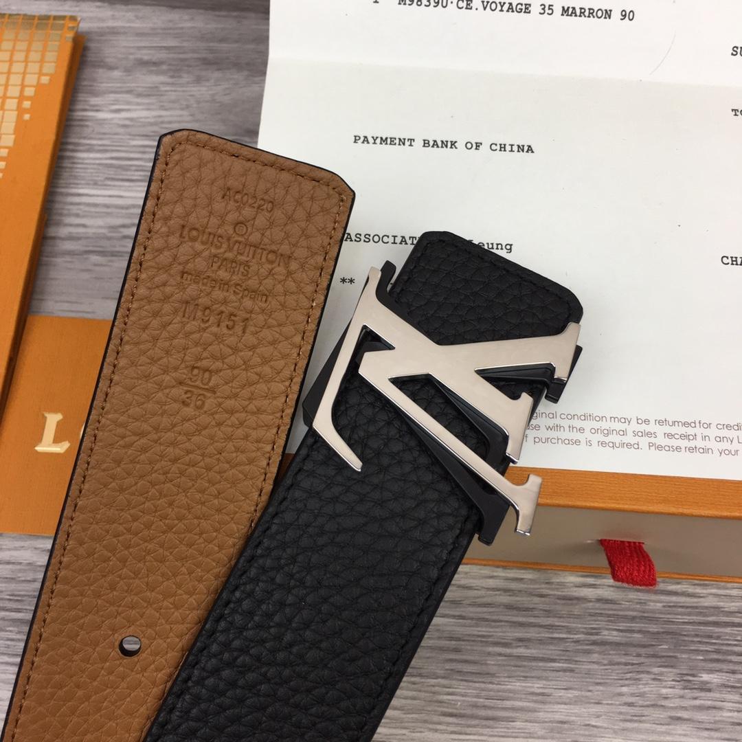 Louis Vuitton  LV Shake 40MM Reversible Belt - DesignerGu