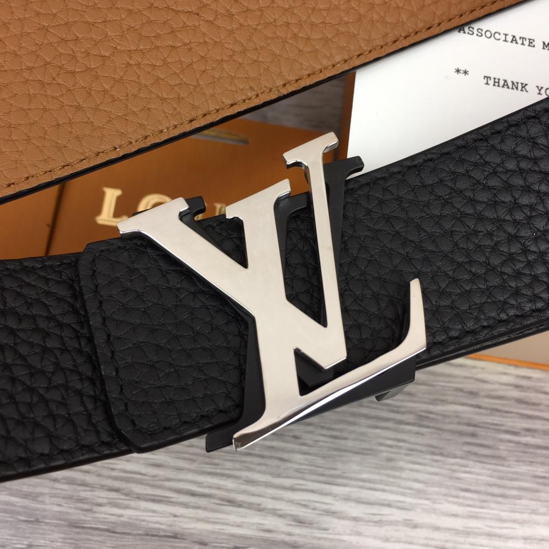 Louis Vuitton  LV Shake 40MM Reversible Belt - DesignerGu