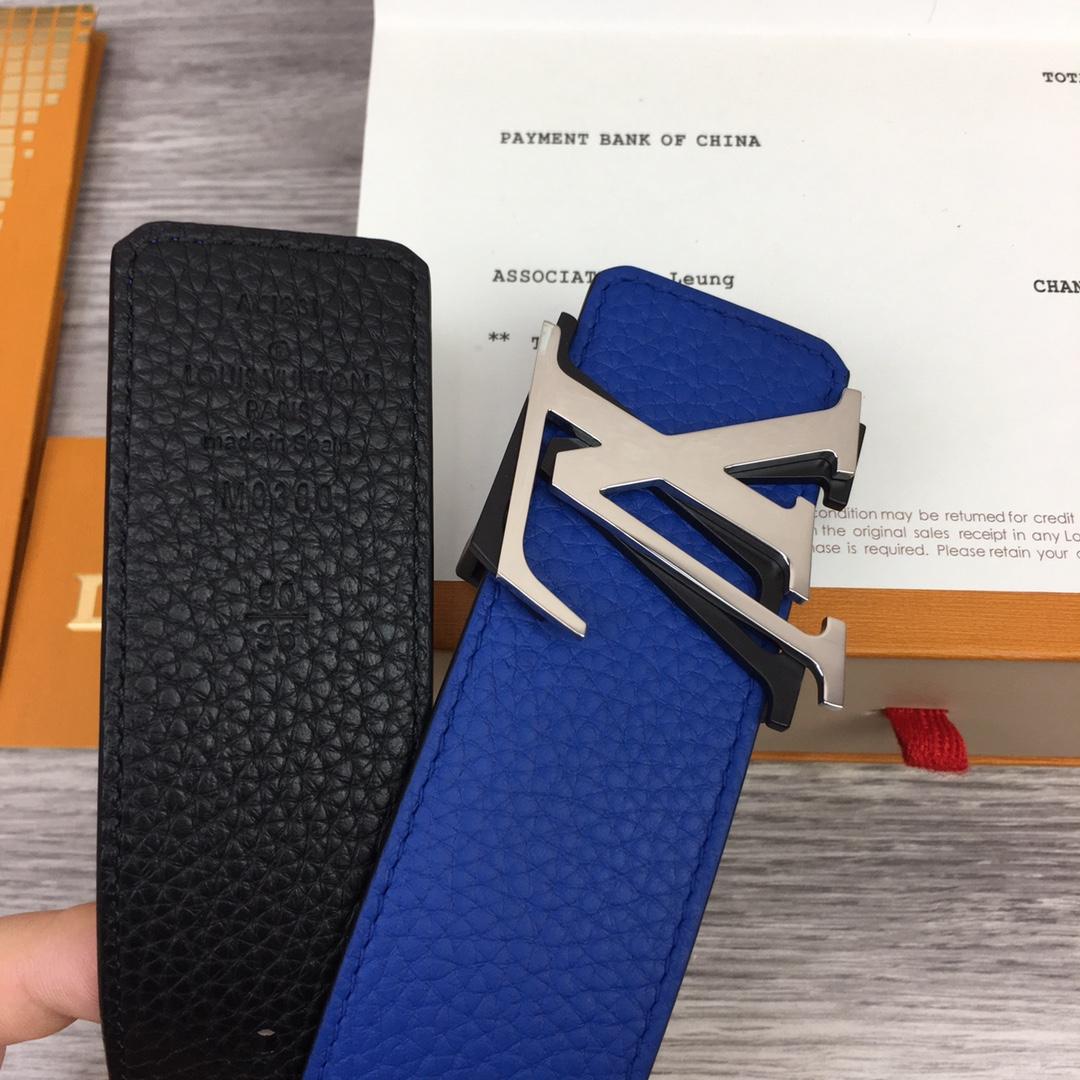 Louis Vuitton  LV Shake 40MM Reversible Belt - DesignerGu