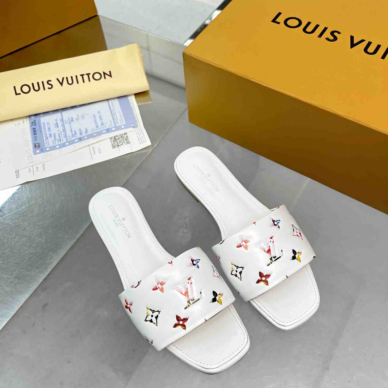 Louis Vuitton Revival Flat Mule     1AAORI - DesignerGu