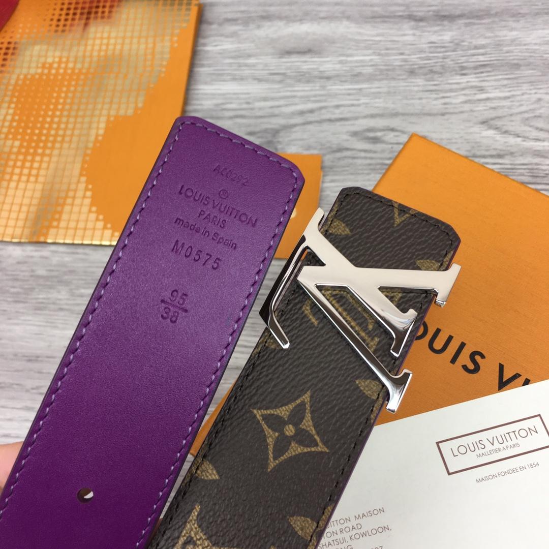 Louis Vuitton LV Initiales 40MM Reversible Belt - DesignerGu