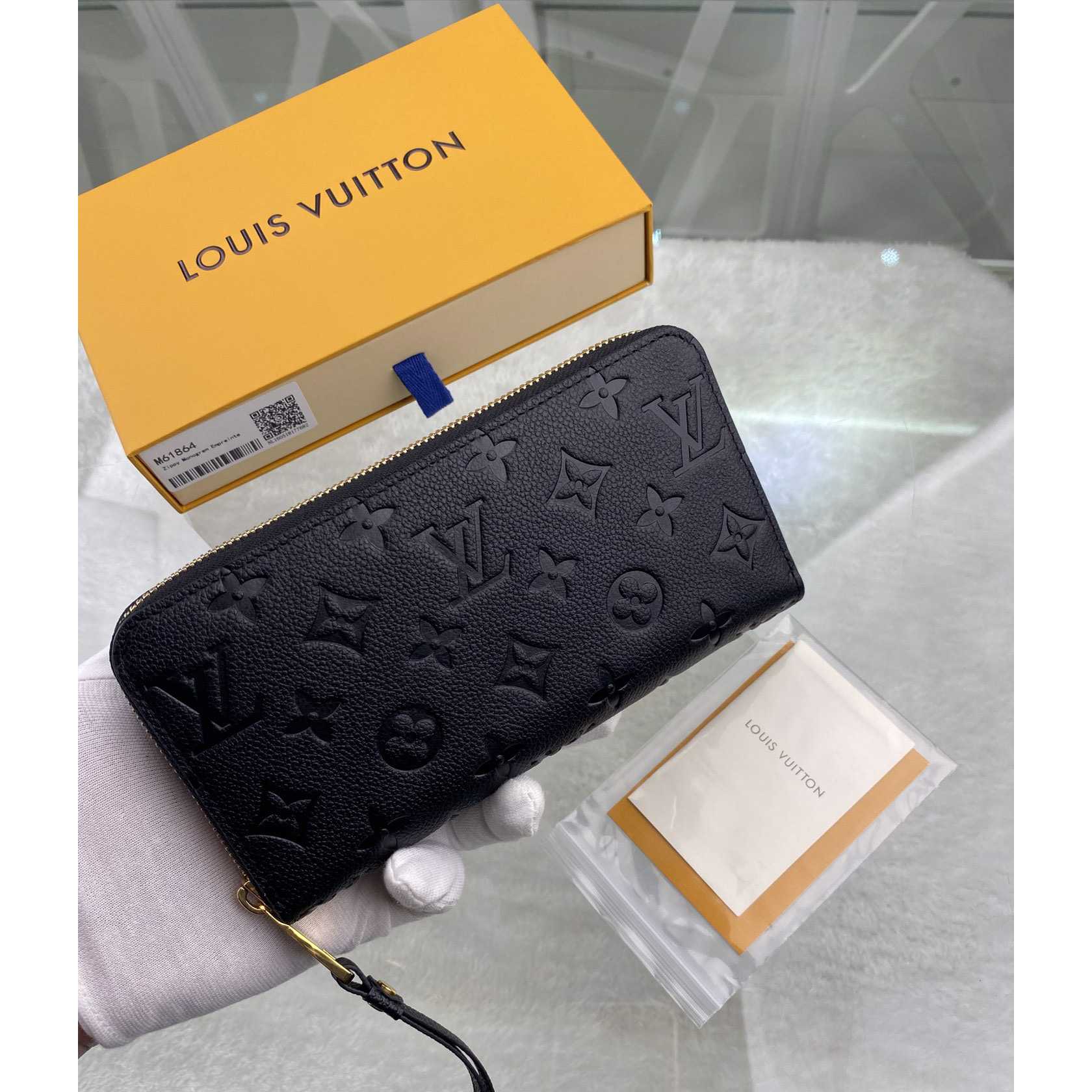 Louis Vuitton Zippy Wallet (19.5-10CM)     M61864 - DesignerGu