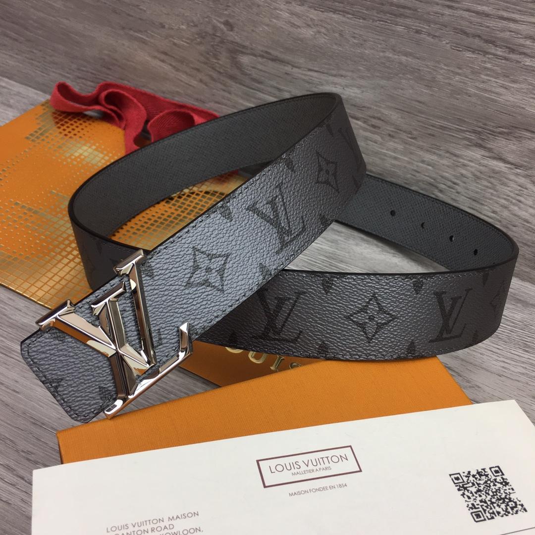 Louis Vuitton LV Pyramide 40mm Reversible - DesignerGu