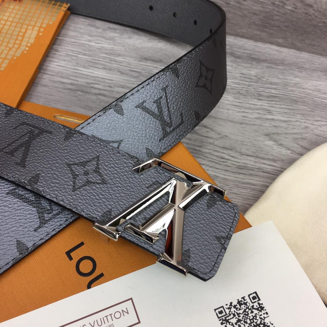 Louis Vuitton LV Pyramide 40mm Reversible - DesignerGu